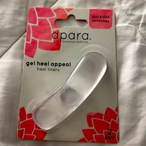 Two gel heel liners NWT